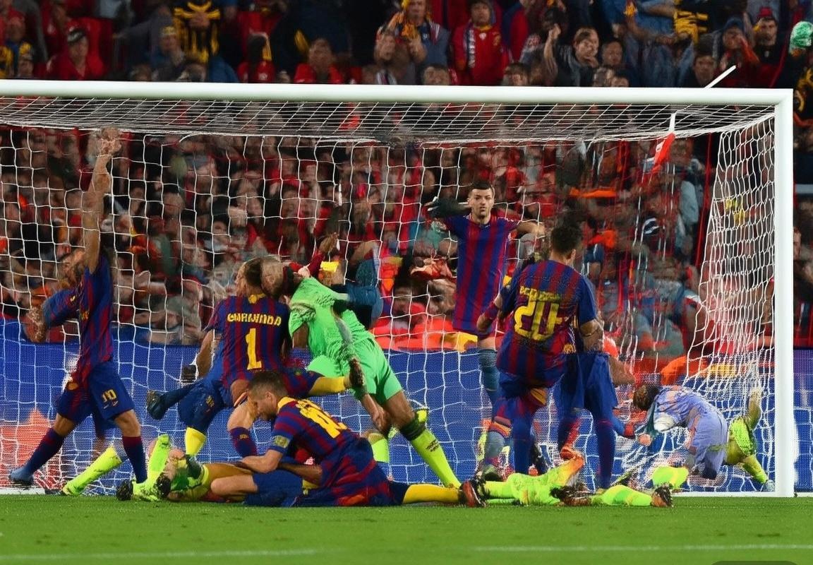 巴萨欧冠惨败拜仁：战术与心理深层原因剖析(图2)